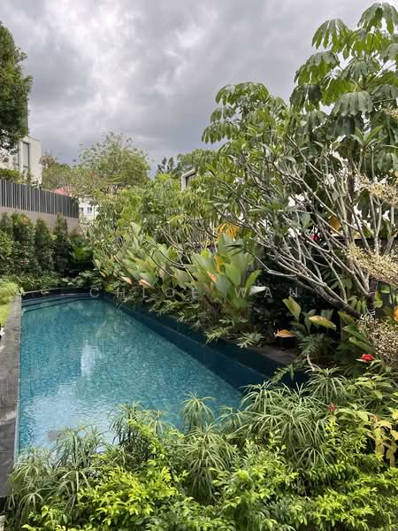 Fernhill Bungalow Detached House For Sale at S$ 18,800,000 | PropertyGuru Singapore - Pool