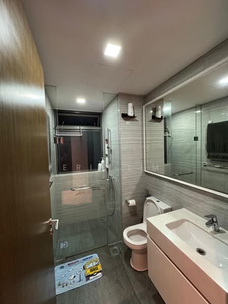 Riverbank at Fernvale Condominium For Sale at S$ 1,700,000 | PropertyGuru Singapore - Bathroom