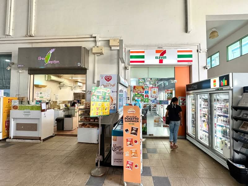 645 Punggol Central, 645 Punggol Central, Room Rental, 200 sqft, HDB Flat For Rent, by Zheng Jixin, 500079470 - Exterior - PropertyGuru.com.sg