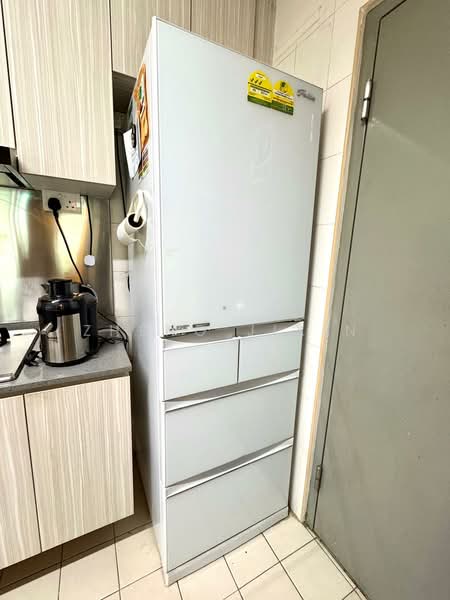 645 Punggol Central, 645 Punggol Central, Room Rental, 200 sqft, HDB Flat For Rent, by Zheng Jixin, 500079470 - Kitchen - PropertyGuru.com.sg