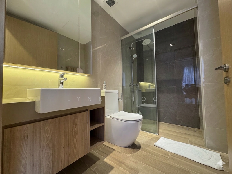 Urban Treasures Condominium For Sale at S$ 1,380,000 | PropertyGuru Singapore - Bathroom