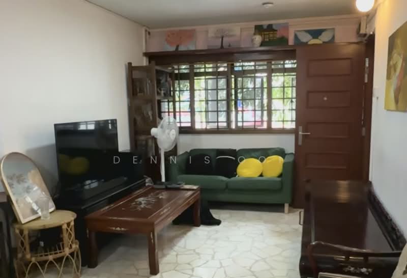 54 Pipit Road HDB Flat For Sale at S$ 550,000 | PropertyGuru Singapore - Living Room