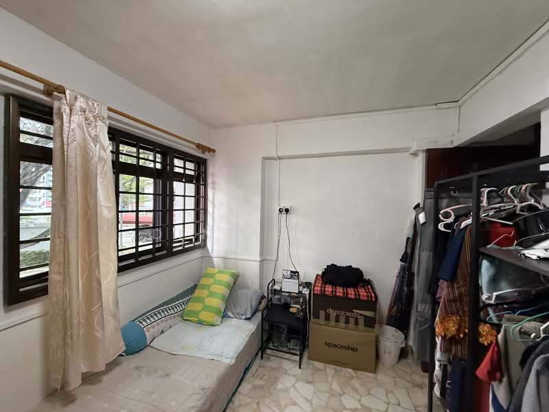 54 Pipit Road HDB Flat For Sale at S$ 550,000 | PropertyGuru Singapore - Bedroom