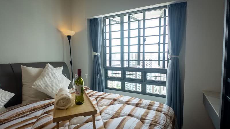 88 Dawson Road HDB Flat For Sale at S$ 1,238,888 | PropertyGuru Singapore - Master Bedroom