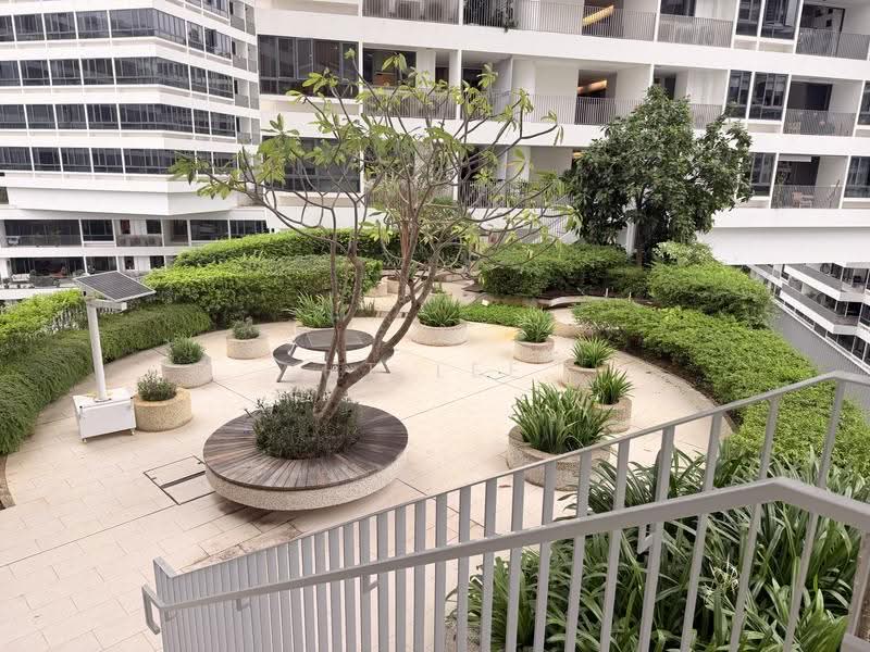 The Interlace, 220 Depot Road, Harbourfront / Telok Blangah, 2 Bedrooms, 1,055 sqft, Condominium For Sale, by HT Lee, 500079496 - Sky garden on 7th floor - PropertyGuru.com.sg