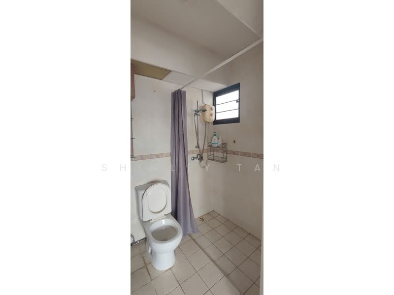 90 Tanglin Halt Road, 90 Tanglin Halt Road, Room Rental, 200 sqft, HDB Flat For Rent, by Shirley Tan, 500079503 - Bathroom - PropertyGuru.com.sg