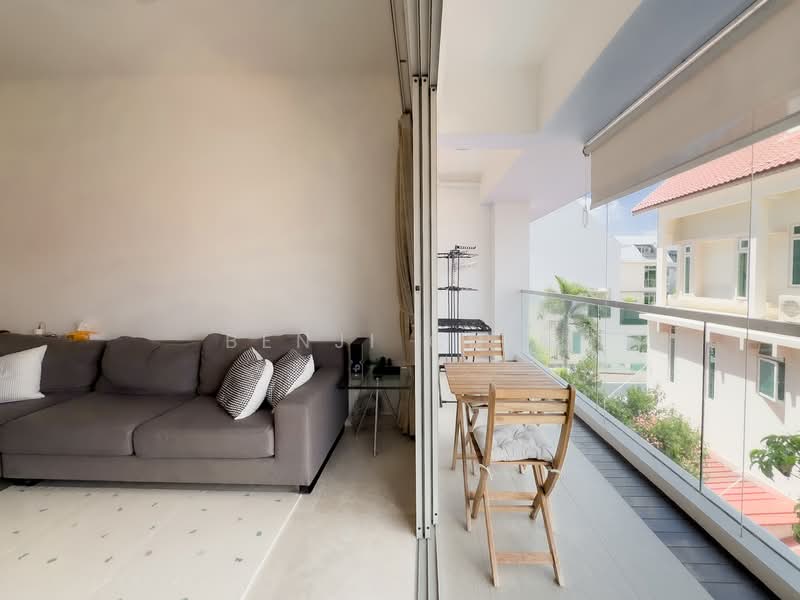 Bliss Ville Condominium For Sale at S$ 1,840,000 | PropertyGuru Singapore - Living Room