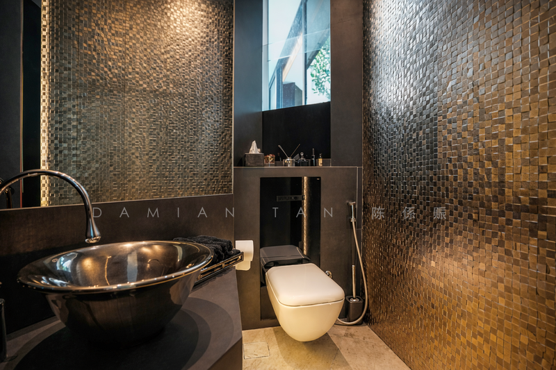 ⭐️RARE MODERN HOUSE W/ SUPERB GCB VIEW! MOTIVATED SELLER! SPECTACULAR UNBLOCKED VIEWS!⭐️ Detached House For Sale at S$ 13,800,000 | PropertyGuru Singapore - Bathroom