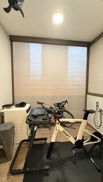 Midwood Condominium For Sale at S$ 1,296,000 | PropertyGuru Singapore - Balcony