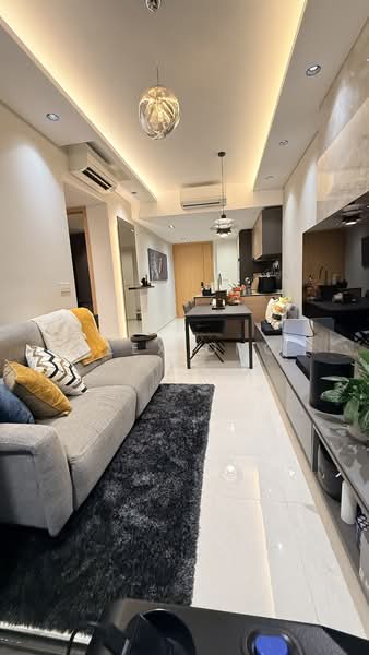 Midwood Condominium For Sale at S$ 1,296,000 | PropertyGuru Singapore - Living Room