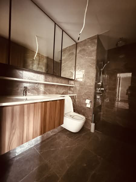 Lentor Modern, Lentor Central, 2 Bedrooms, 743 sqft, Condominium For Rent, by Jansen Feng, 500079553 - Bathroom - PropertyGuru.com.sg