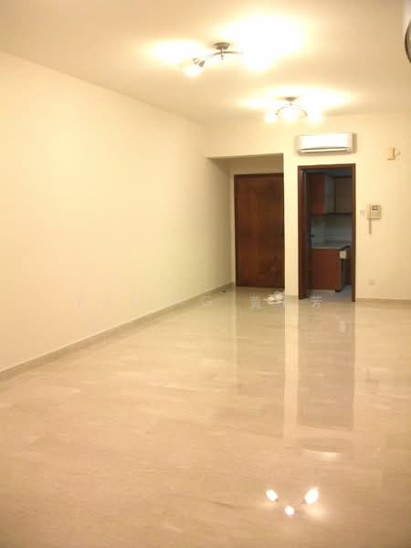 Carissa Park Condo, 2 Flora Drive, 3 Bedrooms, 1,324 sqft, Condominium For Rent, by Kat Ng 黄秀芳, 500079560 - Interior - PropertyGuru.com.sg