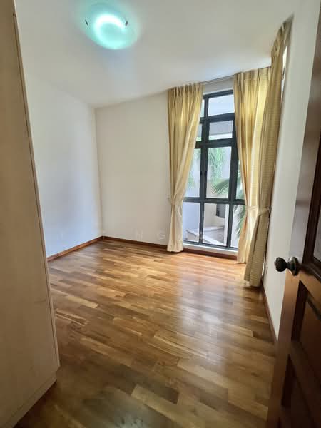Carissa Park Condo, 2 Flora Drive, 3 Bedrooms, 1,324 sqft, Condominium For Rent, by Kat Ng 黄秀芳, 500079560 - Common Bedroom - PropertyGuru.com.sg