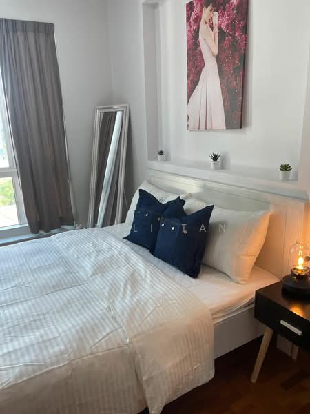 Emerald Garden, 33 Club Street, Room Rental, 100 sqft, Condominium For Rent, by Kenli Tan, 500079561 - Bedroom - PropertyGuru.com.sg