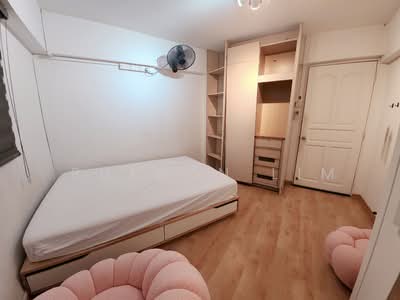 For Rent - 327 Hougang Avenue 5