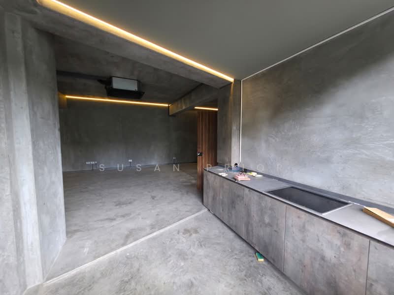 Race Course Ultimate Urbanite Loft 2/3 Bed, , 3 Bedrooms, 1,884 sqft, Walk-up Apartment For Rent, by Susan Prior, 500079574 - PropertyGuru.com.sg