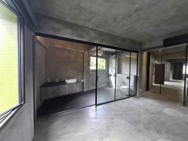 Race Course Ultimate Urbanite Loft 2/3 Bed, , 3 Bedrooms, 1,884 sqft, Walk-up Apartment For Rent, by Susan Prior, 500079574 - PropertyGuru.com.sg