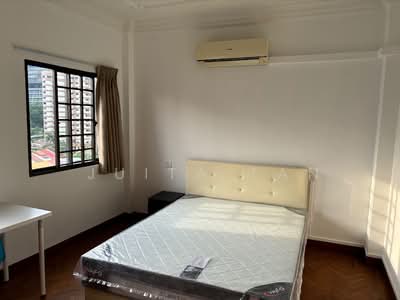 For Rent - Cavenagh Gardens