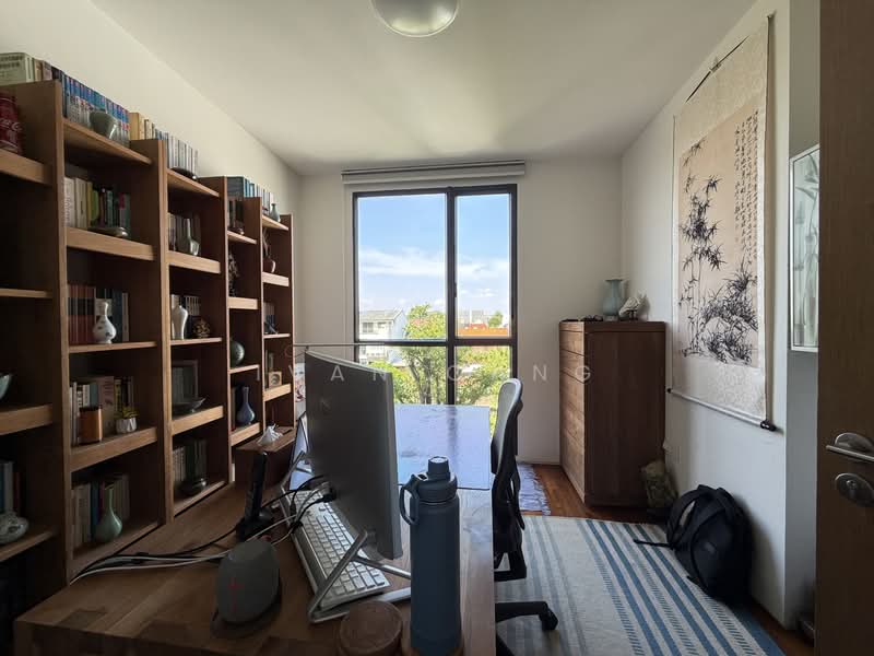 Offers Invited | D15 Terrace w 5 Ensuite Bedrooms + Lift + 27m Lap Pool | Marine Terrace MRT, Lorong L Telok Kurau, 5 Bedrooms, 3,552 sqft, Cluster House For Sale, by Ivan Chng, 500079585 - Study - PropertyGuru.com.sg