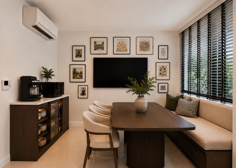 5BR Ensuite with Lift D15 Freehold 3.5 Sty Terrace Walk to 2 MRTs 1km Tao Nan, Lorong L Telok Kurau, 5 Bedrooms, 3,552 sqft, Cluster House For Sale, by Ivan Chng, 500079585 - Dining Room - PropertyGuru.com.sg