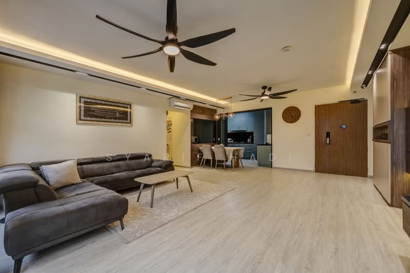 619A Tampines Street 61 HDB Flat For Sale at S$ 928,000 | PropertyGuru Singapore - Living Room