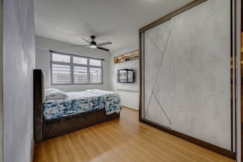 619A Tampines Street 61 HDB Flat For Sale at S$ 928,000 | PropertyGuru Singapore - Bedroom