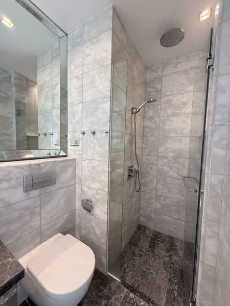 Paterson Suites, 55 Paterson Road, 3 Bedrooms, 1,744 sqft, Condominium For Sale, by Julia Goh, 500079597 - Guest Bathroom - PropertyGuru.com.sg