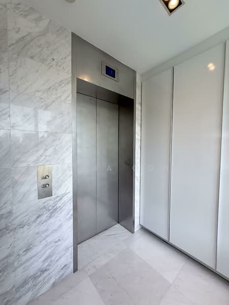 Paterson Suites, 55 Paterson Road, 3 Bedrooms, 1,744 sqft, Condominium For Sale, by Julia Goh, 500079597 - Private Lift - PropertyGuru.com.sg