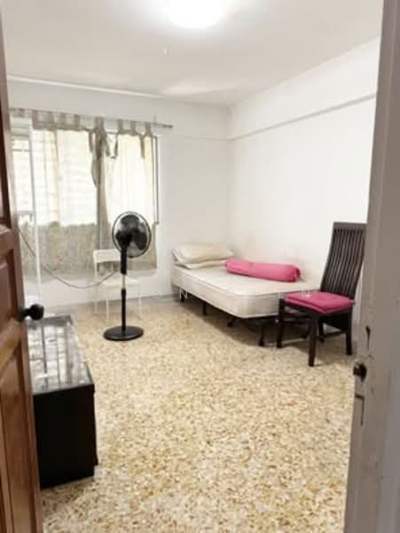 414 Ang Mo Kio Avenue 10, 414 Ang Mo Kio Avenue 10, 3 Bedrooms, 1,120 sqft, HDB Flat For Rent, by Jason Chen, 500079613 - Bedroom - PropertyGuru.com.sg