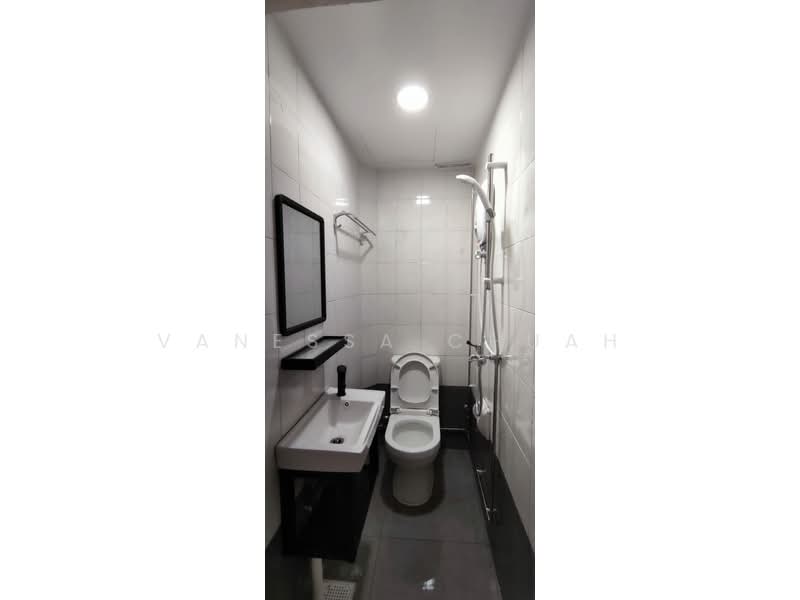 Ava Towers, 10 Ava Road, Room Rental, 300 sqft, Apartment For Rent, by Vanessa Chuah, 500079659 - Bathroom - PropertyGuru.com.sg