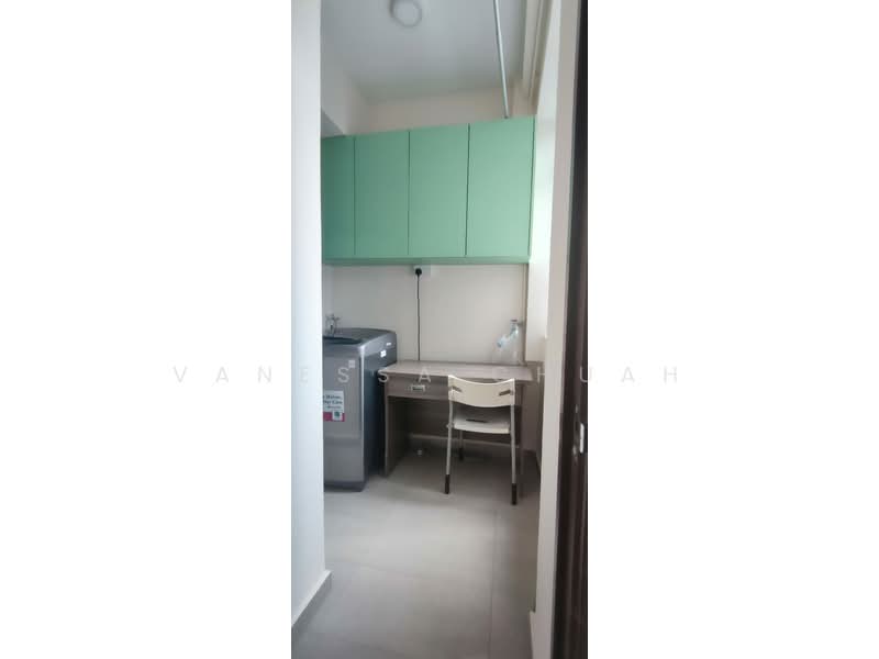 Ava Towers, 10 Ava Road, Room Rental, 300 sqft, Apartment For Rent, by Vanessa Chuah, 500079659 - Study - PropertyGuru.com.sg