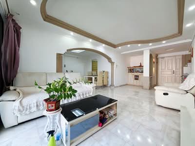 For Sale - 779 Woodlands Crescent