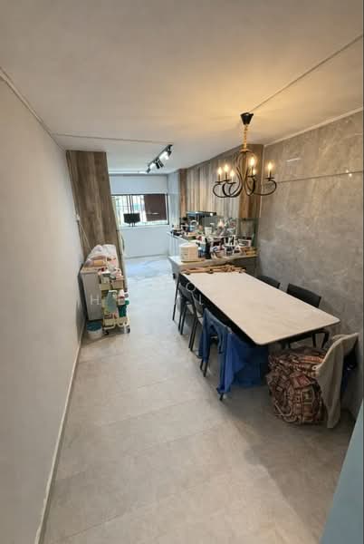 57 Telok Blangah Heights HDB Flat For Sale at S$ 550,000 | PropertyGuru Singapore - Kitchen