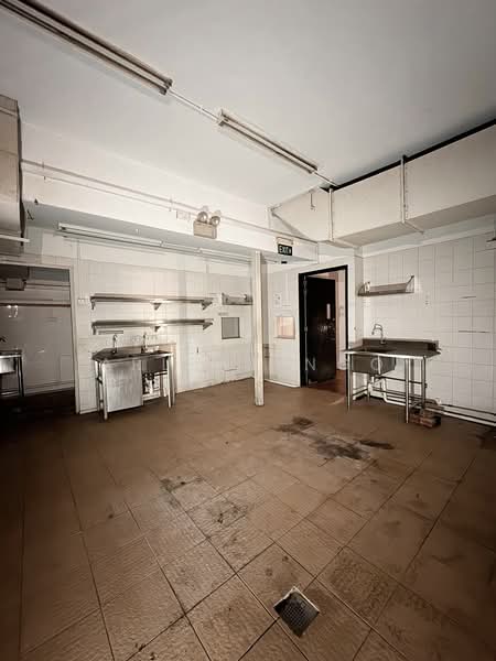 Jalan gelenggang, Jalan Gelenggang, Jalan Kuras, Upper Thomson Road, Ang Mo Kio / Bishan / Thomson, 4,108 sqft, Shop / Shophouse For Rent, by Arlene Ngo, 500079679 - Kitchen - CommercialGuru.com.sg