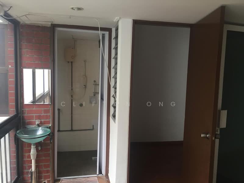 Faber Garden Condominium Condominium For Sale at S$ 3,700,000 | PropertyGuru Singapore - Bathroom