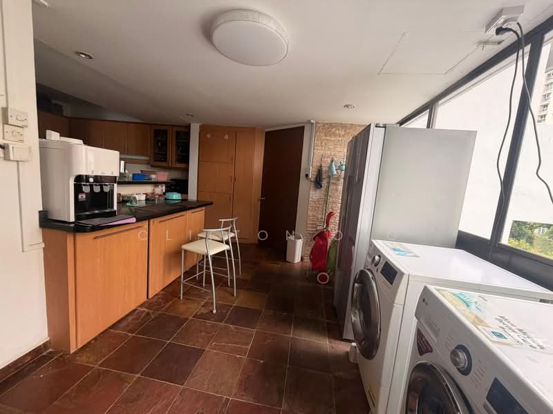 Faber Garden Condominium Condominium For Sale at S$ 3,700,000 | PropertyGuru Singapore - Kitchen