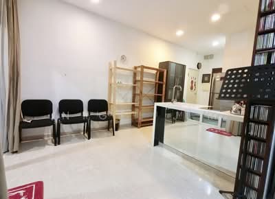 For Sale - Parc Imperial