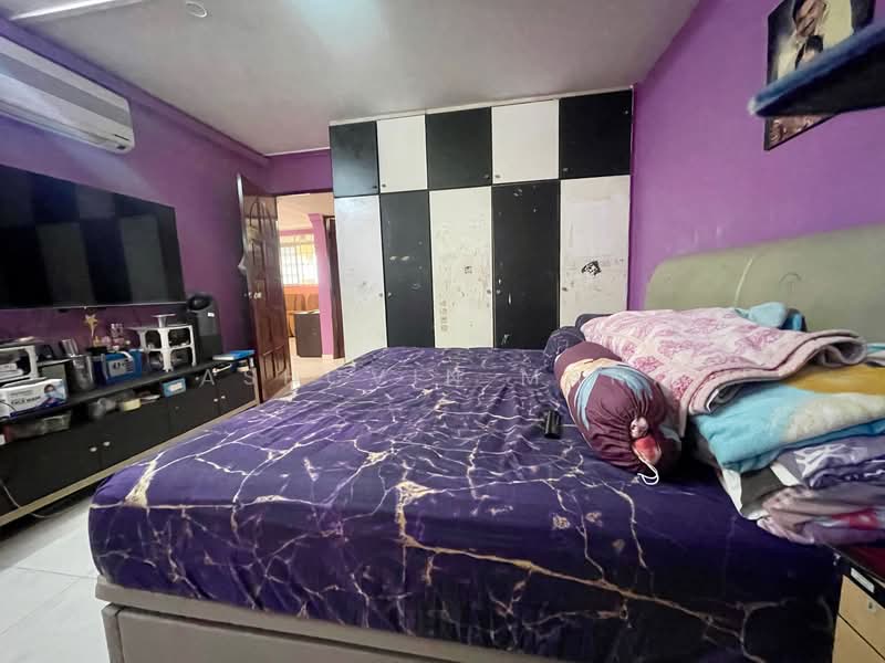 146 Bedok Reservoir Road HDB Flat For Sale at S$ 595,000 | PropertyGuru Singapore - Bedroom