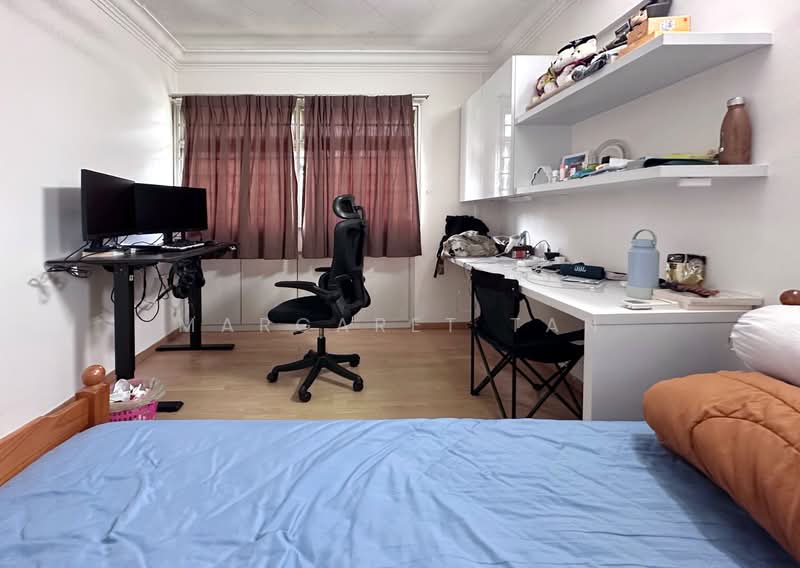 569 Choa Chu Kang Street 52 HDB Flat For Sale at S$ 599,999 | PropertyGuru Singapore - Bedroom