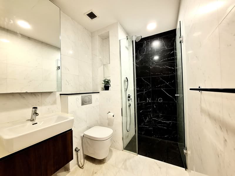 Spottiswoode 18, 18 Spottiswoode Park Road, 1 Bedroom, 388 sqft, Condominium For Rent, by Brian Qing, 500079709 - Bathroom - PropertyGuru.com.sg