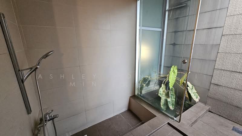 Modern 2.5 Storey Corner-T @ Seletar Hills Estate Corner Terrace For Sale at S$ 5,480,000 | PropertyGuru Singapore - Bathroom