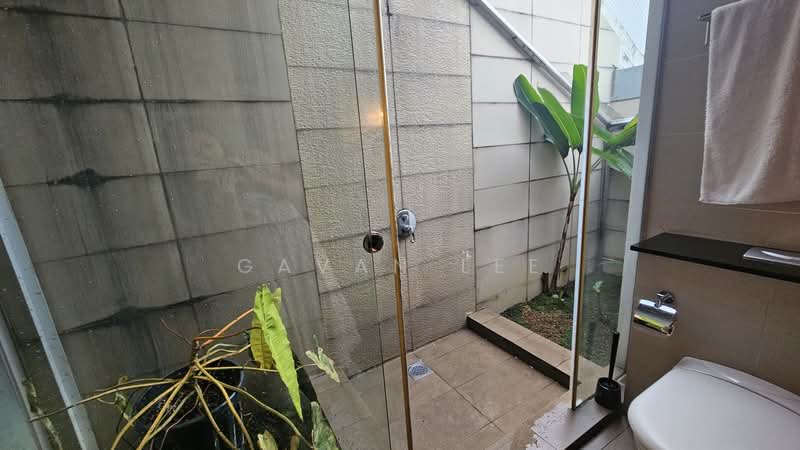 Jalan Joran / Jalan Kayu / Seletar Hills Drive Corner Terrace For Sale at S$ 5,480,000 | PropertyGuru Singapore - Bathroom