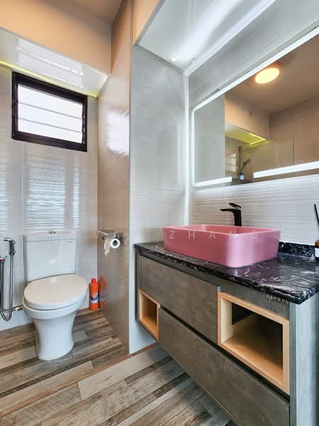 54 Havelock Road HDB Flat For Sale at S$ 880,000 | PropertyGuru Singapore - Bathroom