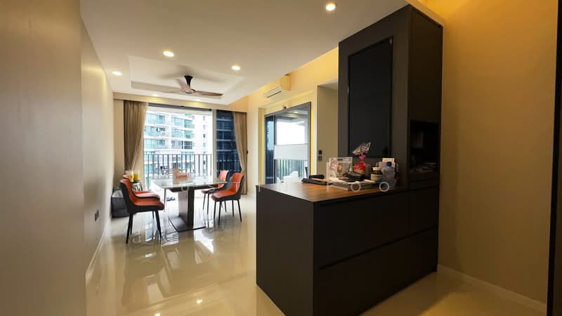Heron Bay Executive Condominium For Sale at S$ 2,150,000 | PropertyGuru Singapore - Living Room