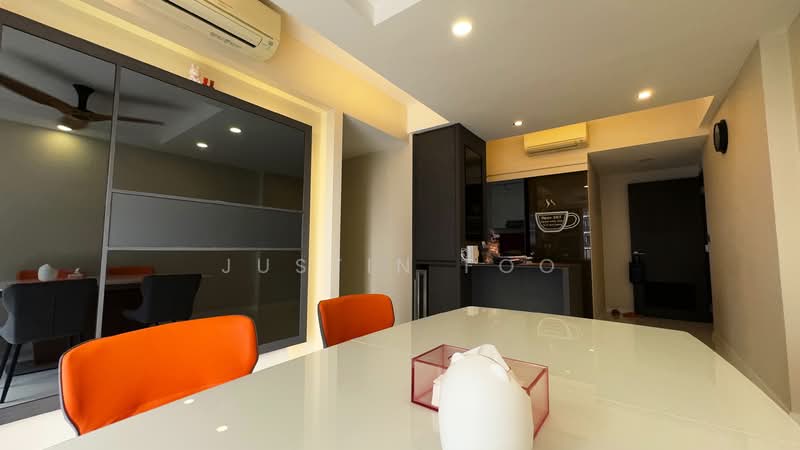 Heron Bay Executive Condominium For Sale at S$ 2,150,000 | PropertyGuru Singapore - Dining Room