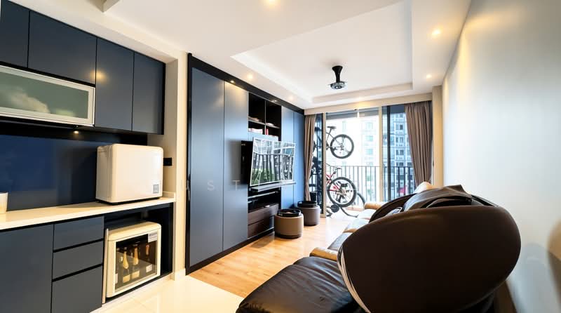 Heron Bay, 51 Upper Serangoon View, 4 Bedrooms, 1,389 sqft, Executive Condominium For Sale, by Justin Foo, 500079737 - Living Room - PropertyGuru.com.sg