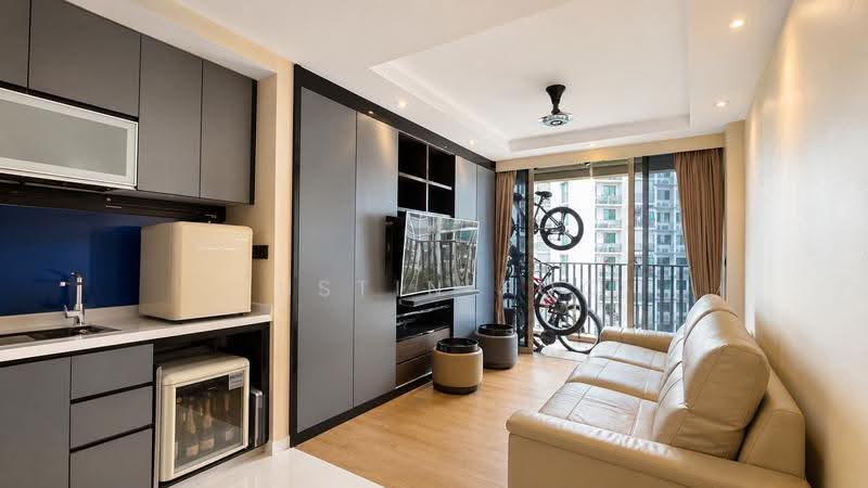 Heron Bay, 51 Upper Serangoon View, Hougang / Punggol / Sengkang, 4 Bedrooms, 1,389 sqft, Executive Condominium For Sale, by Justin Foo, 500079737 - Living Room - PropertyGuru.com.sg