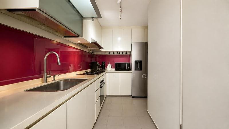 Heron Bay, 51 Upper Serangoon View, Hougang / Punggol / Sengkang, 4 Bedrooms, 1,389 sqft, Executive Condominium For Sale, by Justin Foo, 500079737 - Kitchen - PropertyGuru.com.sg