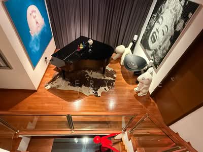 For Sale - Renovated Corner Landed Seletar Hills Estate