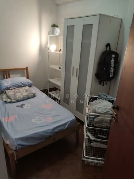 Parc Oasis Condominium For Sale at S$ 1,600,000 | PropertyGuru Singapore - Bedroom